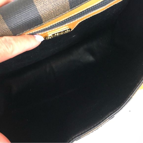 Vintage @ authentic Fendi Pequin  Clutch Handbag Late 80’s - Picture 12 of 16